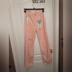 NWT/Juniors light pink juniors distressed jeans size 1/25 90s boyfriend …